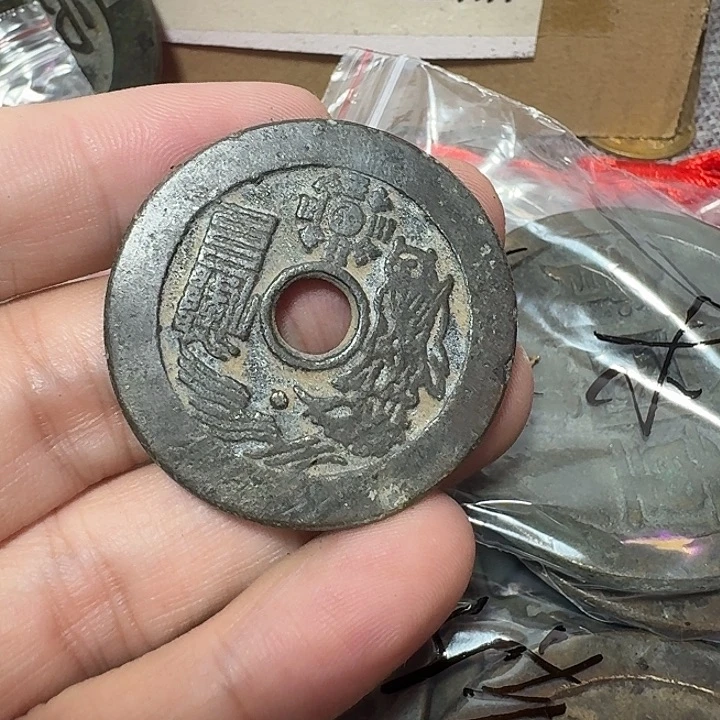 上***1铜现代工艺品花钱