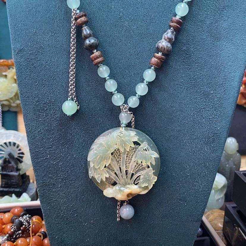 【闪购商品】蛇纹石玉吊坠未镶嵌