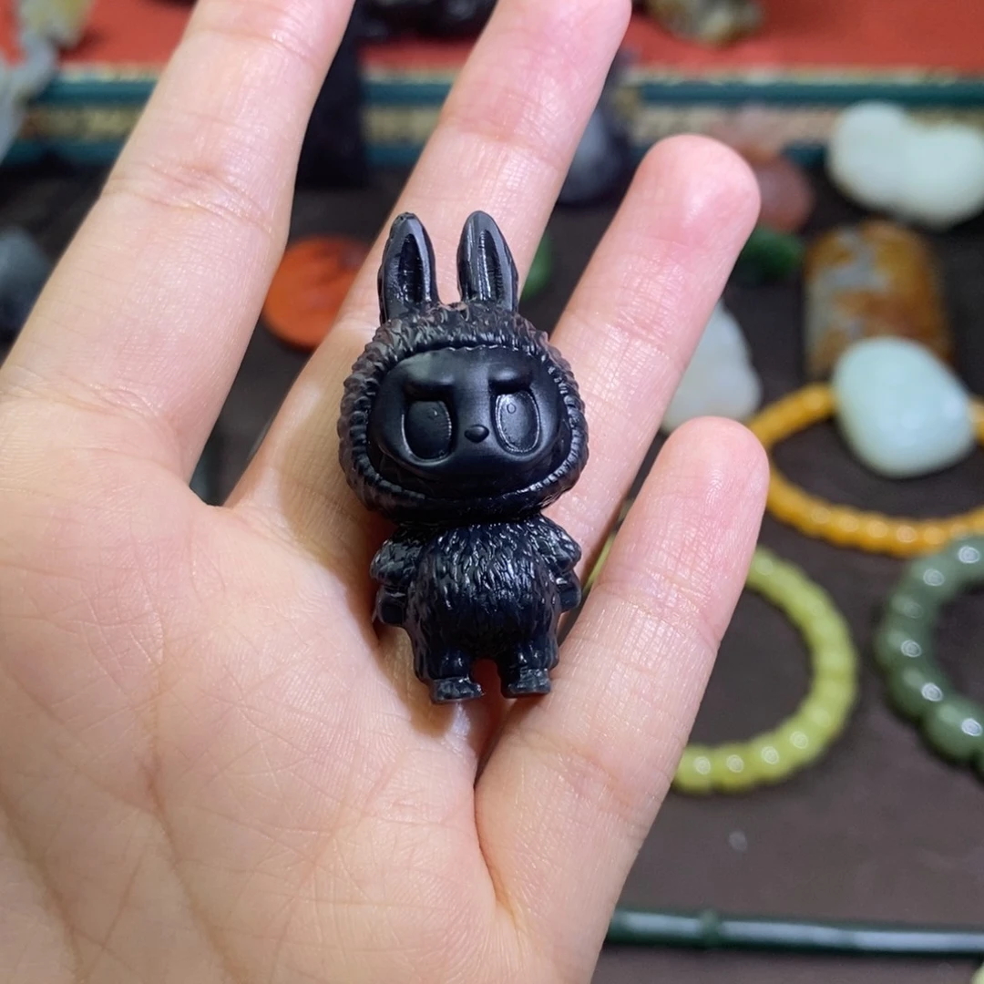 知***熬和田玉未镶嵌颈饰