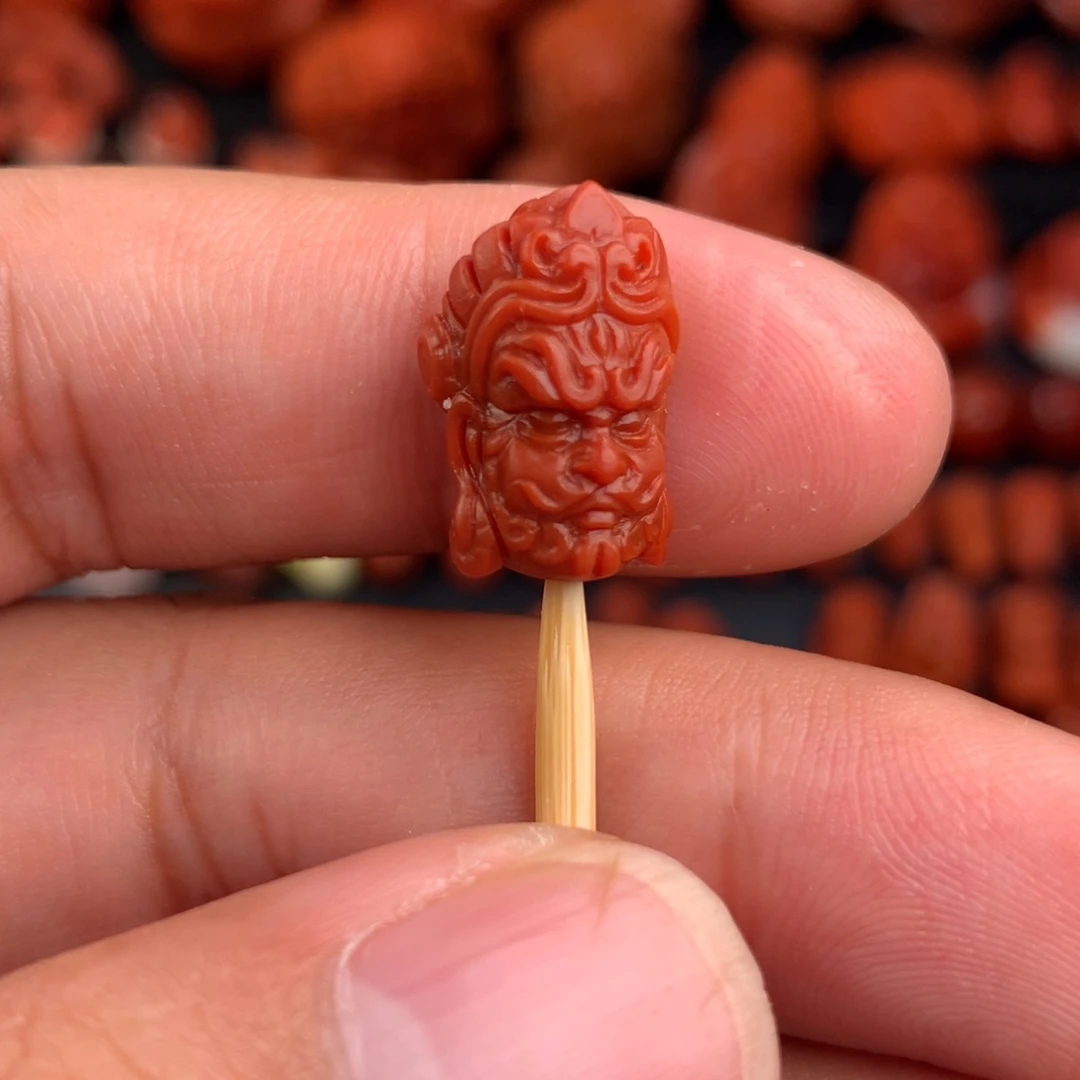 南红玛瑙黄财神11未镶嵌