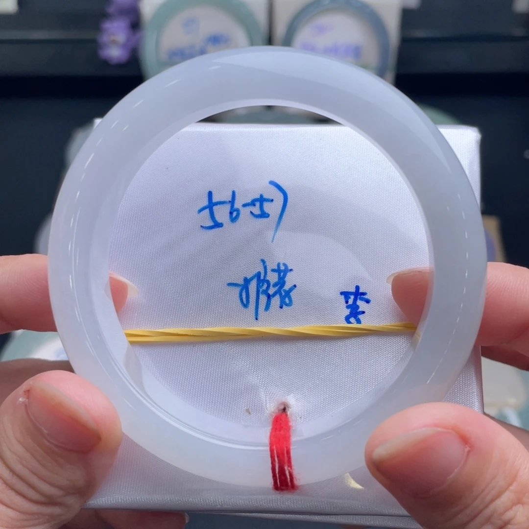 翡翠未镶嵌手镯翡翠手镯