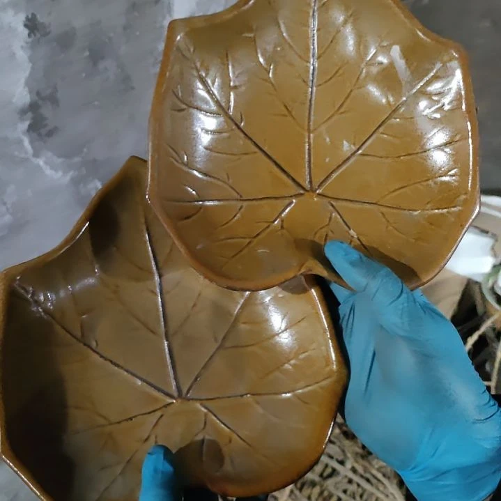摆件陶瓷盘子碗啥都有