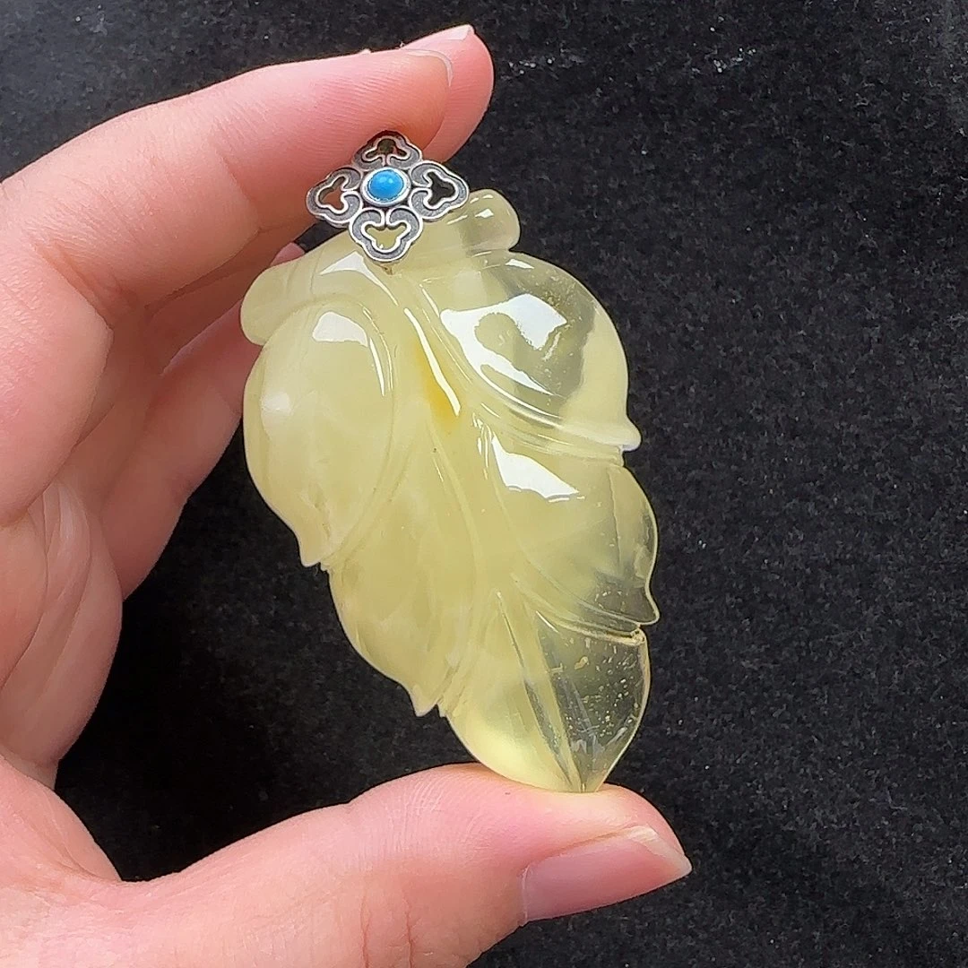 蜜蜡未镶嵌珠宝奇石