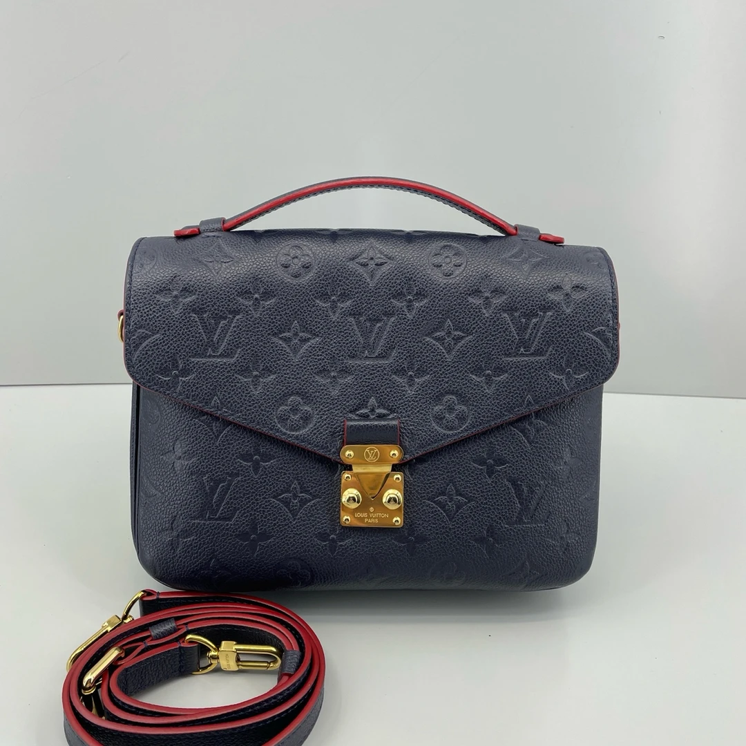 95新 LouisVuitton/路易威登 优选/蓝压纹邮差包 24x19x6 Z050319