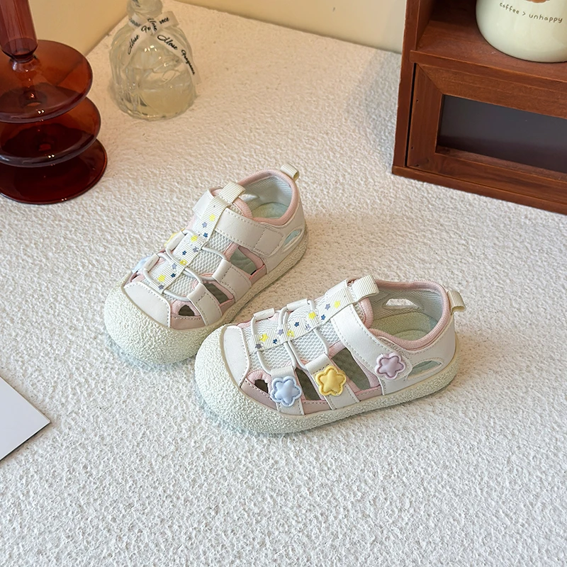 女童凉鞋2025夏季新款包头透气户外防滑公主风多巴胺宝宝鞋530