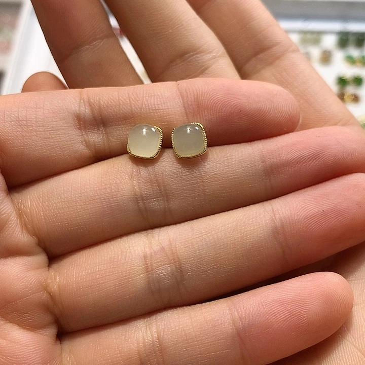 银S925镀金镶嵌和田玉（青白玉）耳饰艳*