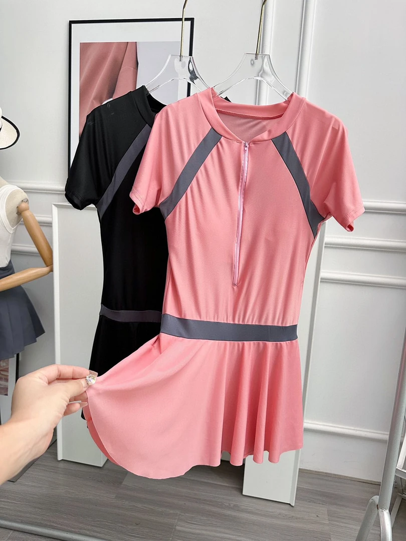 女款春夏旅游温泉拼色连体圆领连衣裙薄款休闲修身中长款泳衣泳装