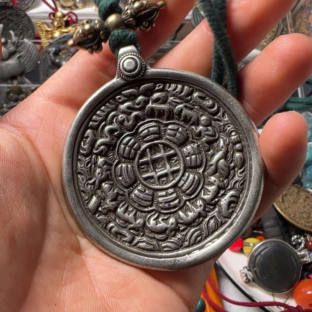 星***门玻璃颈饰啊啊啊啊啊