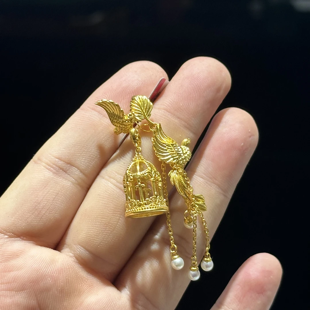 足金999 精品 自由鸟耳钉耳坠 13.540