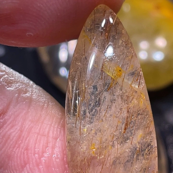 未镶嵌颈饰发晶名****快