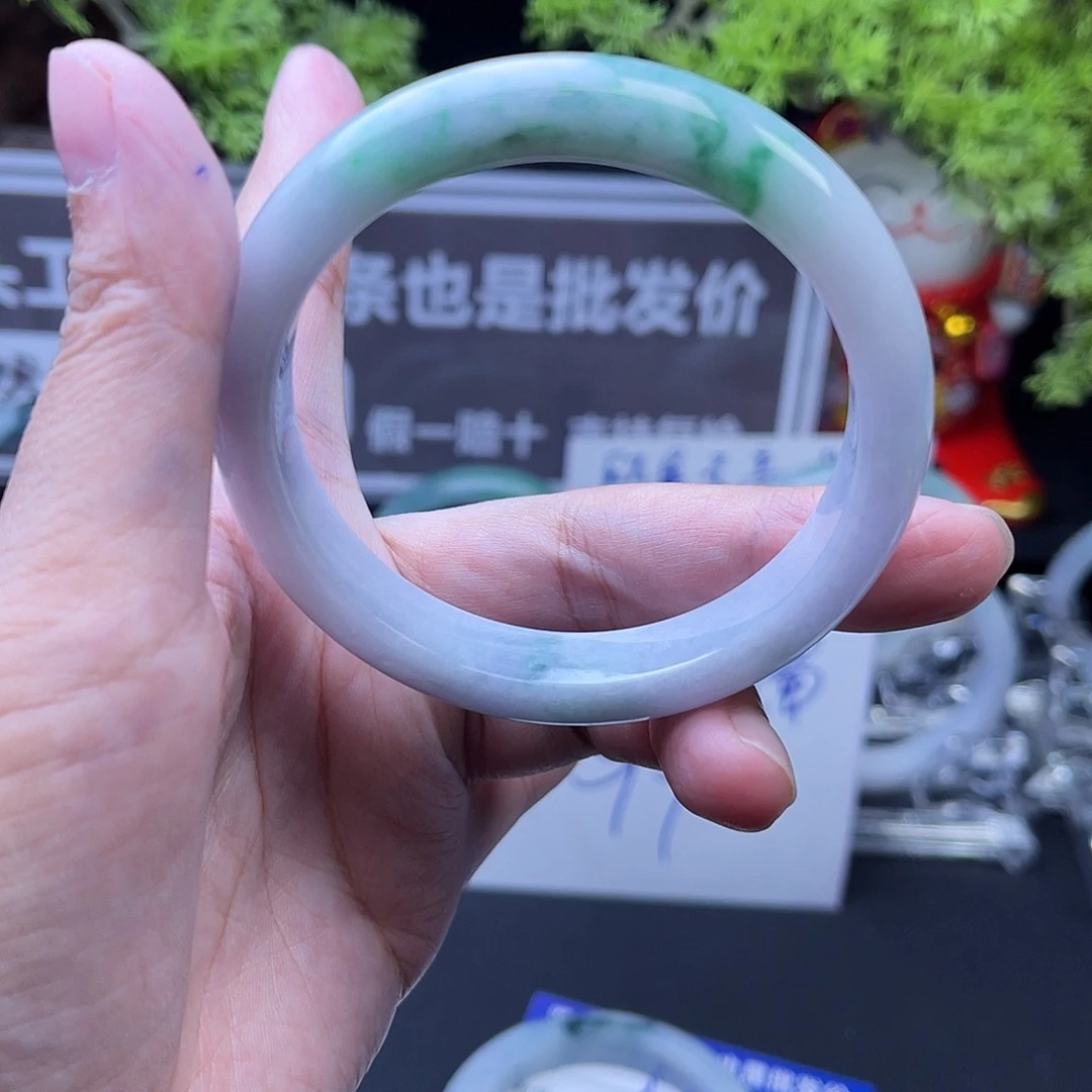 翡翠未镶嵌手镯翡翠