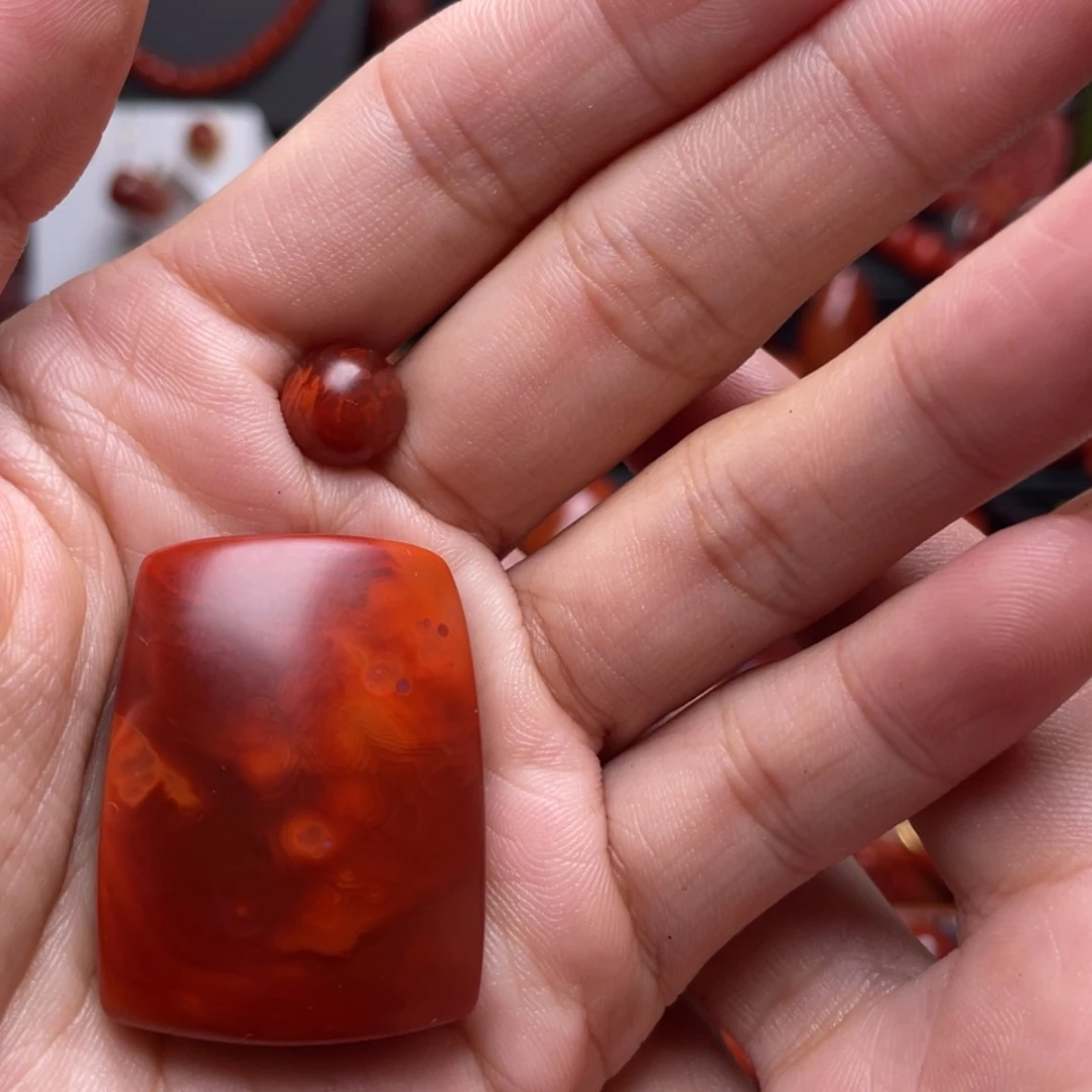 【闪购商品】南红玛瑙平安无事牌未镶嵌春**意