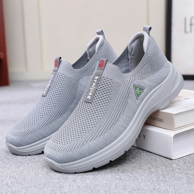 老北京布鞋男时尚休闲飞织面爸爸鞋透气软底大码中老年健步男单鞋