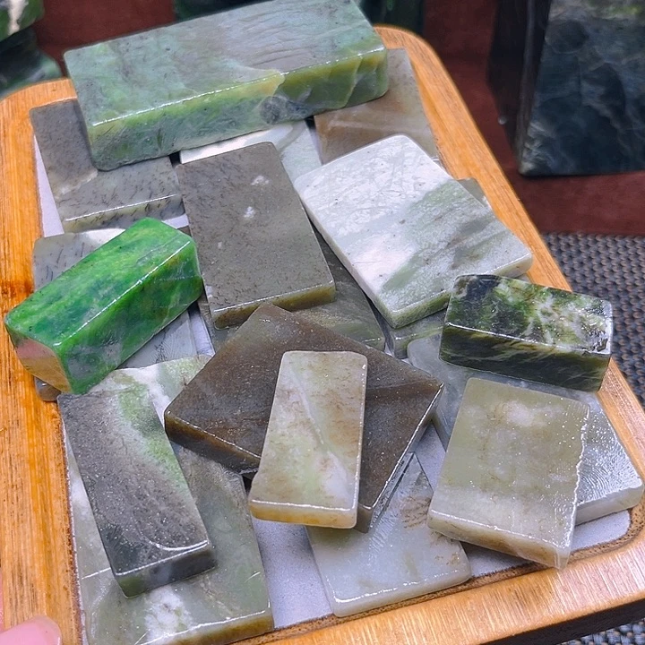未镶嵌和田玉珠宝半成品燕