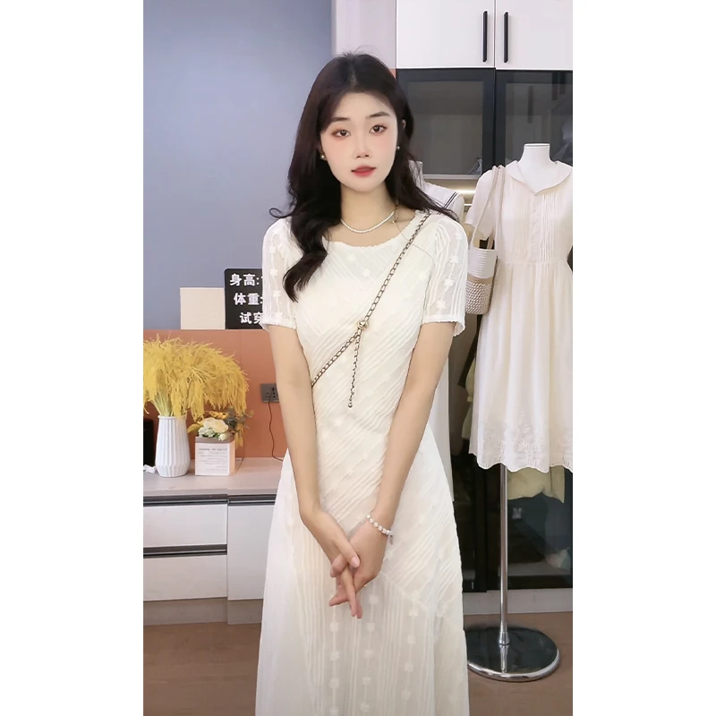 优雅出圈！法式初恋复古蕾丝拼接气质修身显瘦仙女连衣裙