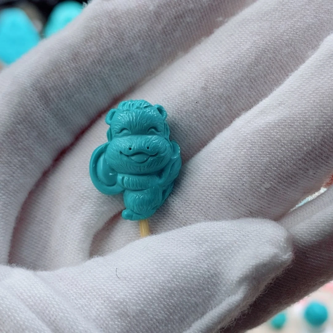 绿松石配饰未镶嵌