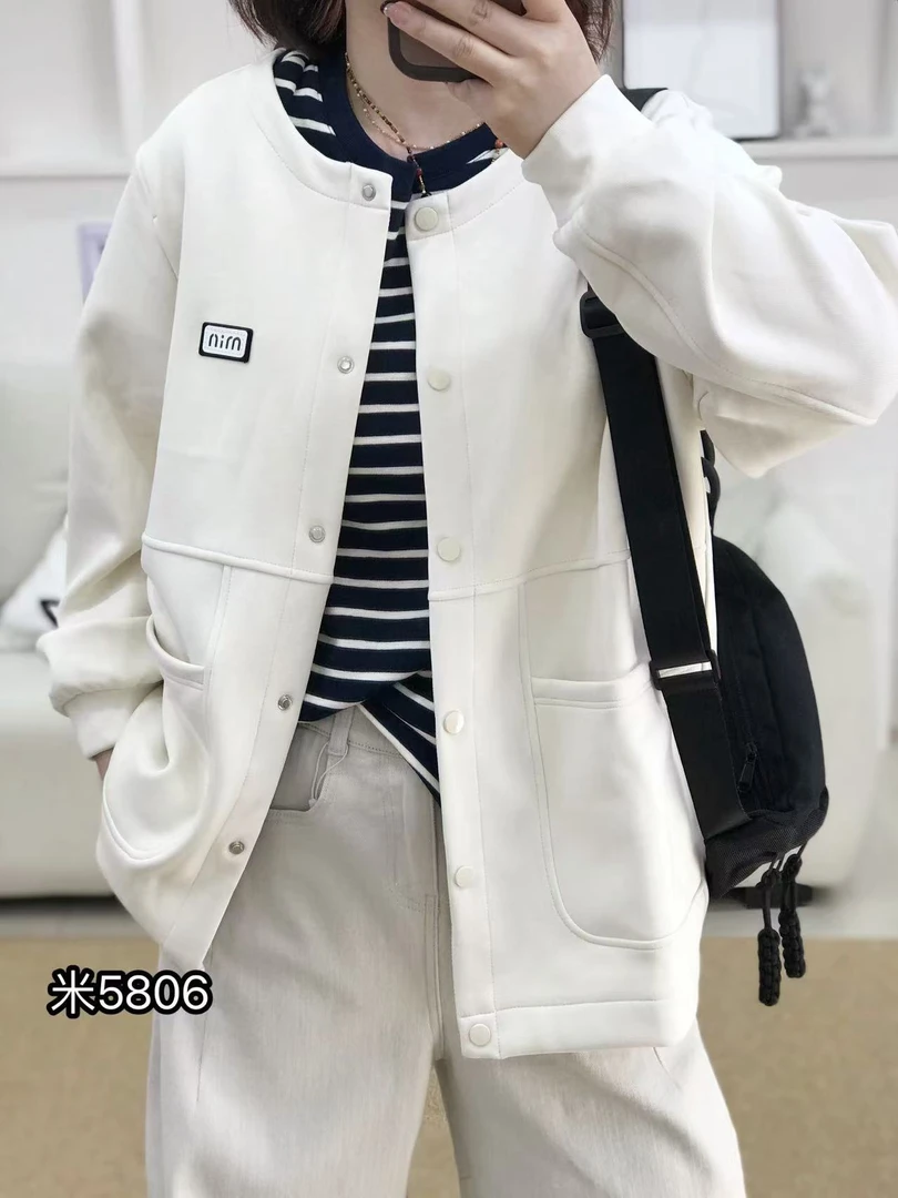{莹莹推荐}米5806秋季大码女装空气棉感棒球服外套