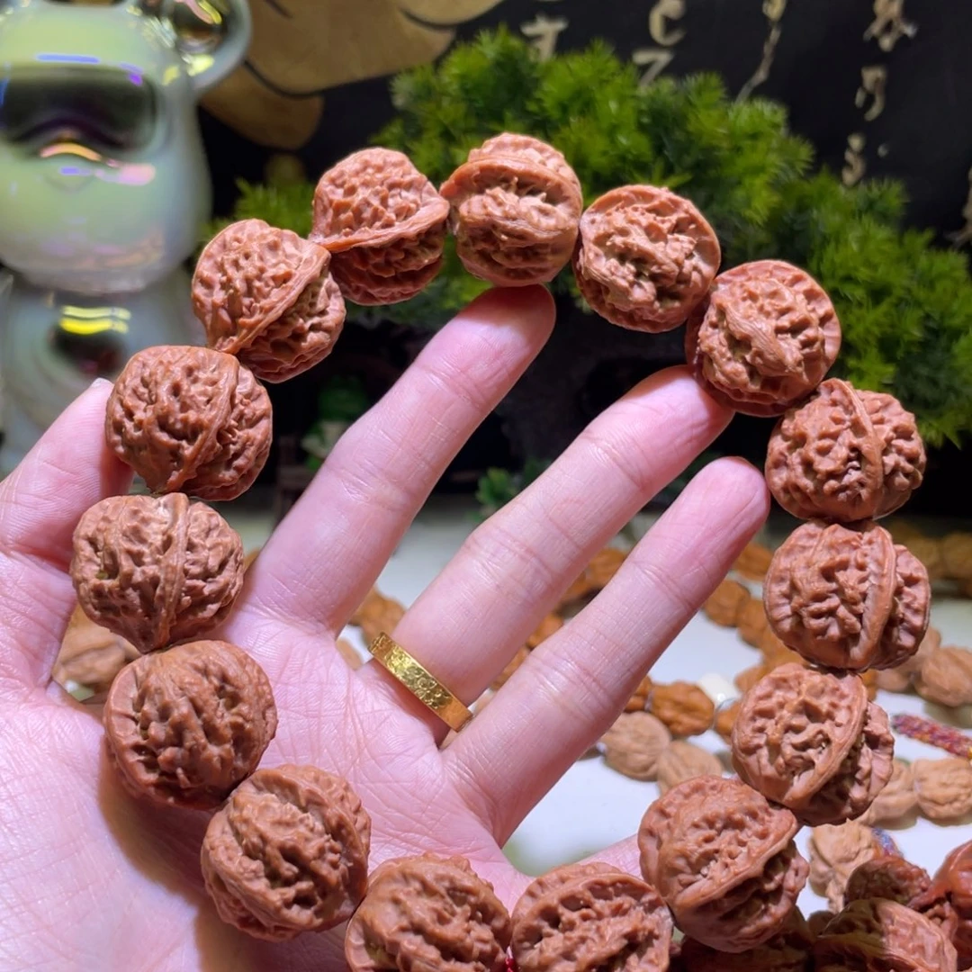 核桃文玩核桃龙脊八棱