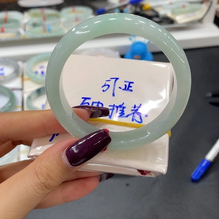 翡翠手镯未镶嵌天然缅甸翡翠A货手镯 66