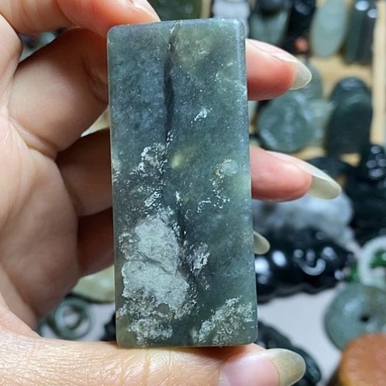 未镶嵌和田玉（糖玉）珠宝半成品