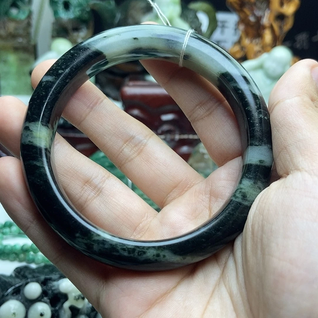 随***见独山玉未镶嵌独山玉