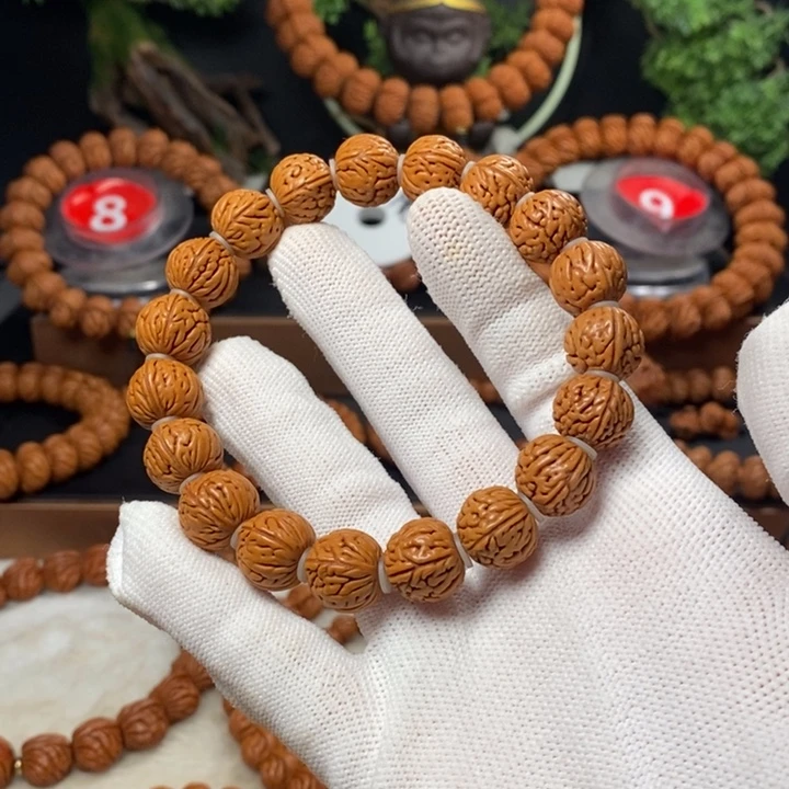 桃核吊坠秦岭龙纹