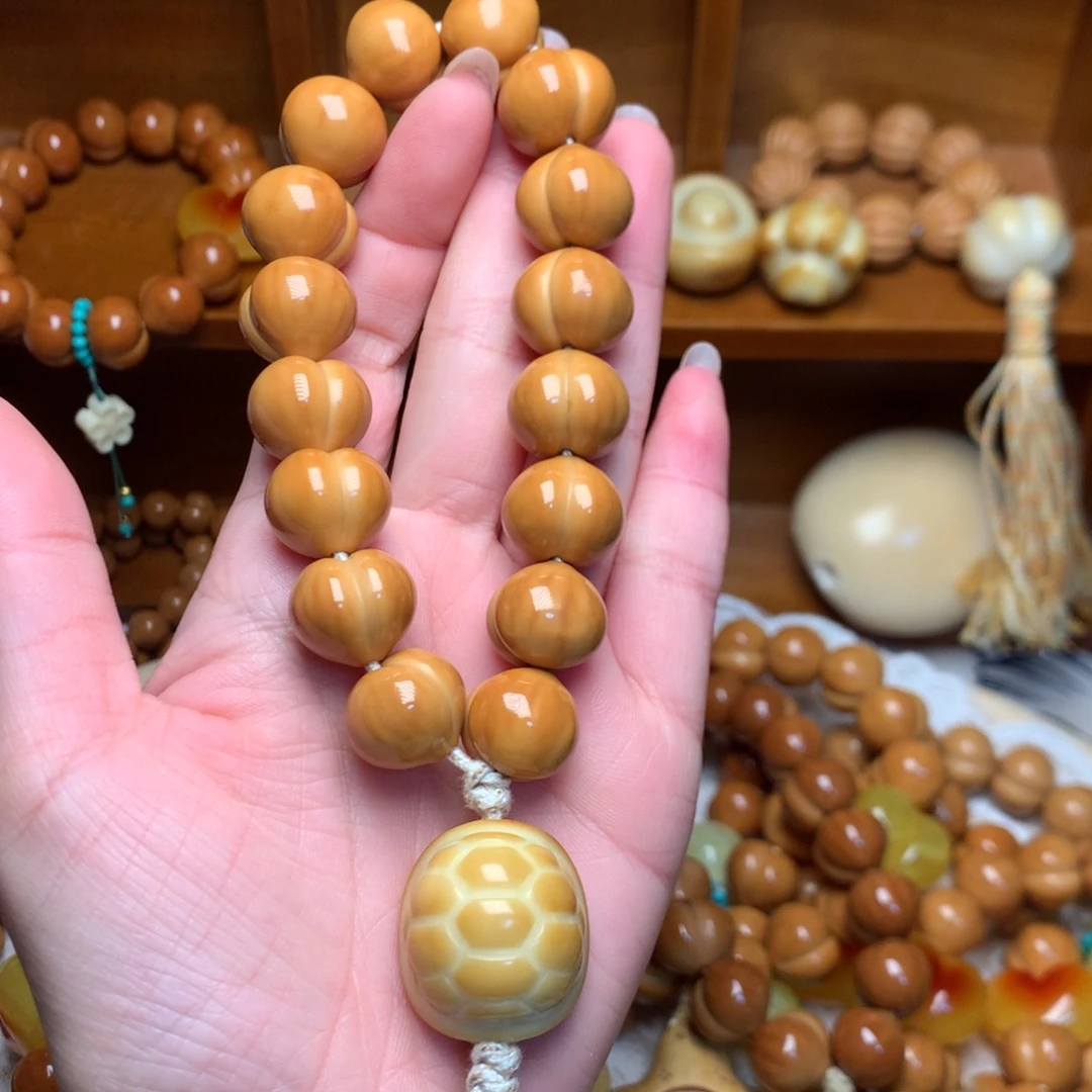 把件猴头核桃15高定屁桃手持富甲