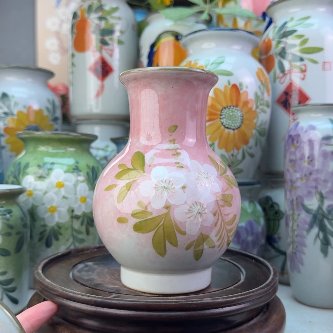 景德镇纯手绘陶瓷花瓶
