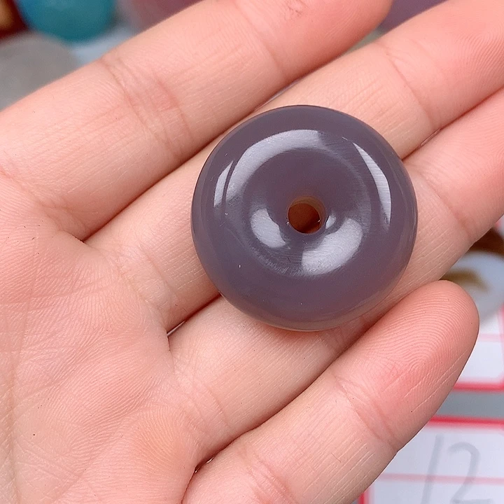 B***.玛瑙/玉髓未镶嵌颈饰