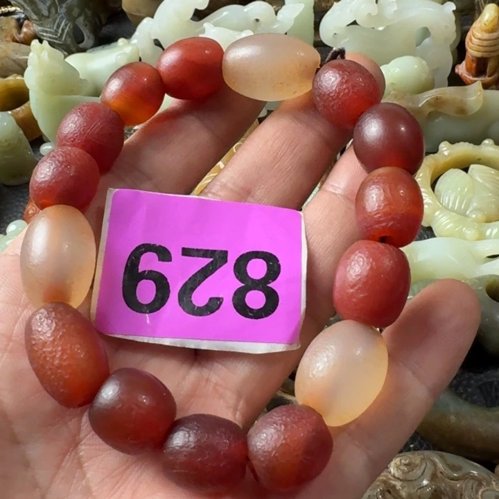 玛瑙/玉髓颈饰合金