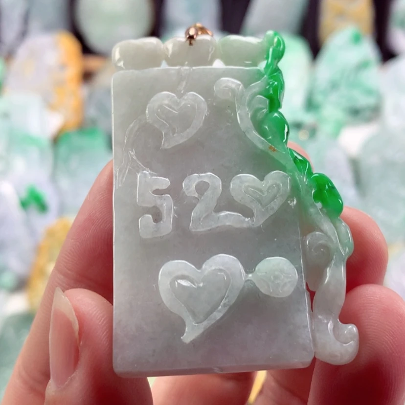 【闪购商品】翡翠吊坠(不含链)未镶嵌