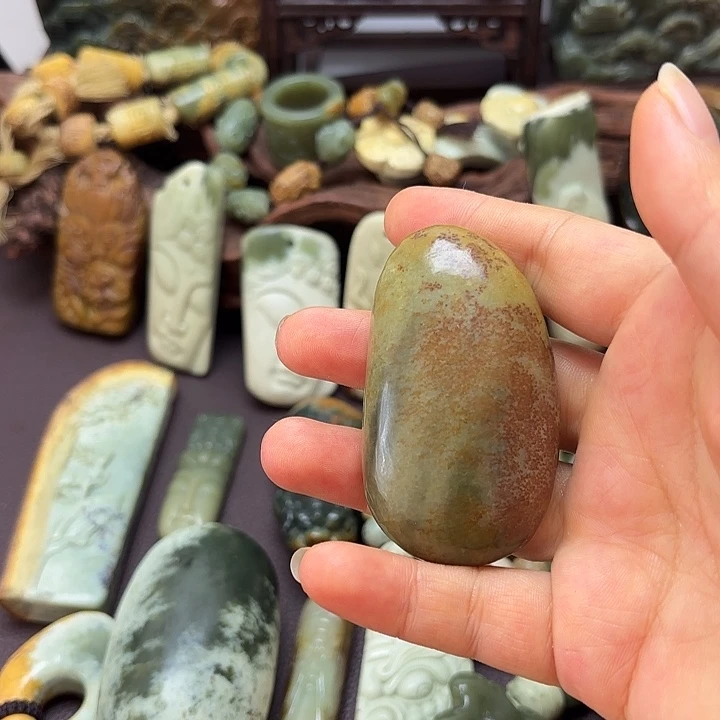 岫岩河磨玉（透闪石质玉）未镶嵌挂件