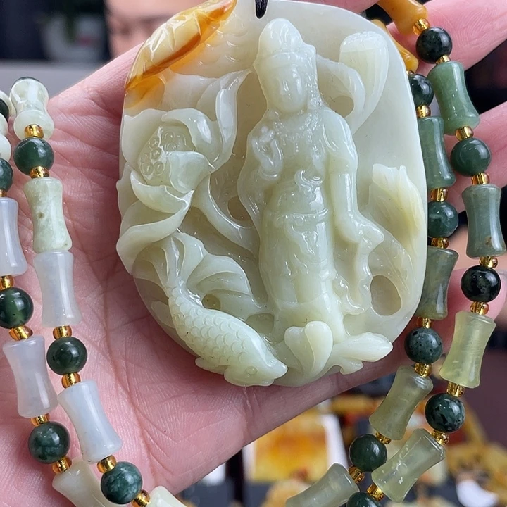 未镶嵌蛇纹石玉颈饰