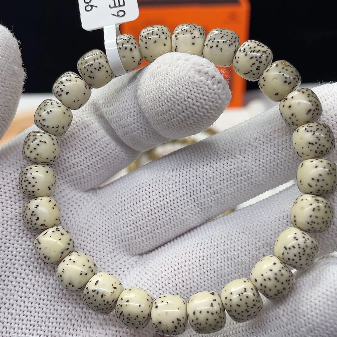 星月菩提吊坠034古瓷白