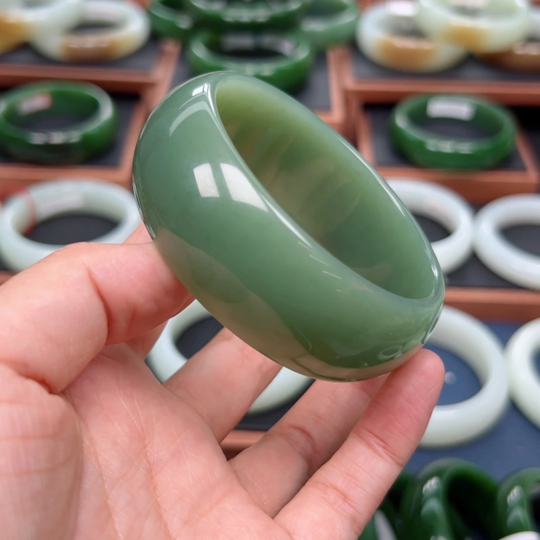 未镶嵌手镯和田玉（碧玉）59