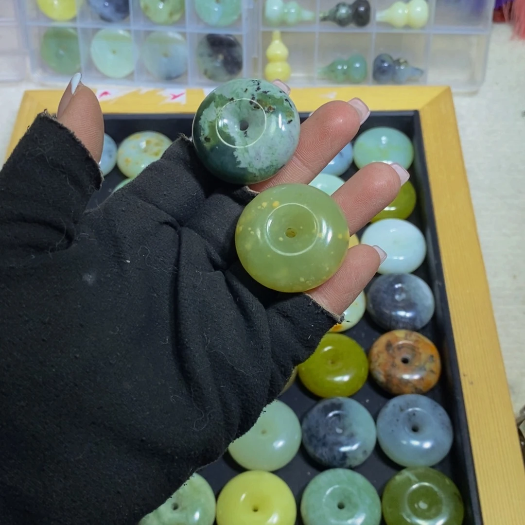 蛇纹石玉其他未镶嵌344