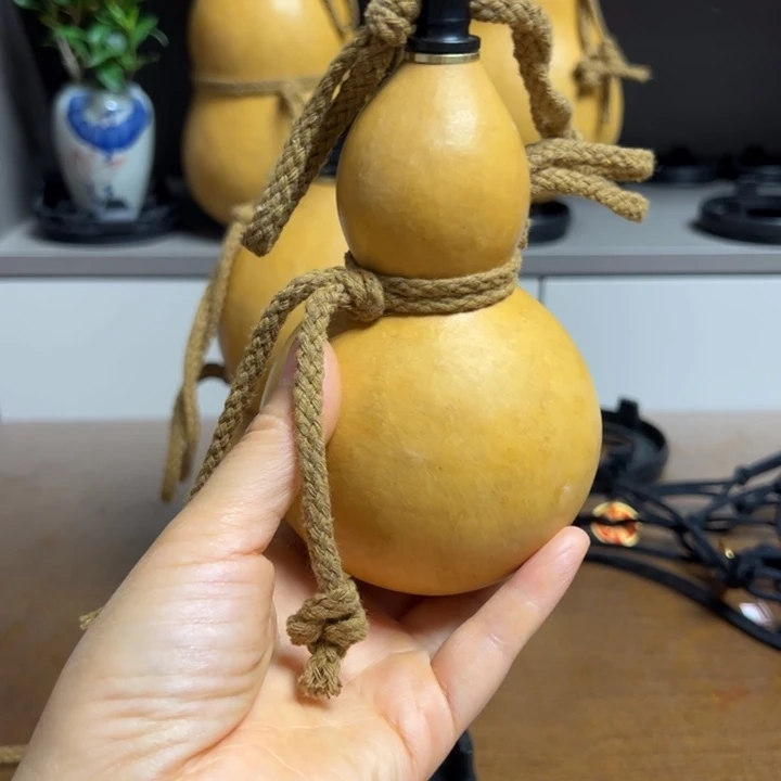 甄***饮邮政在我摸摸摸摸哦哦