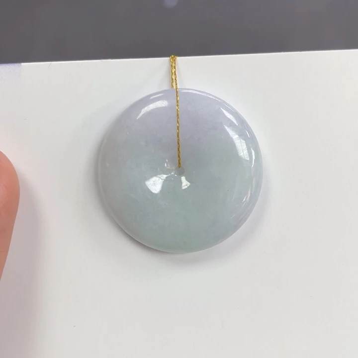 翡翠未镶嵌颈饰平安扣