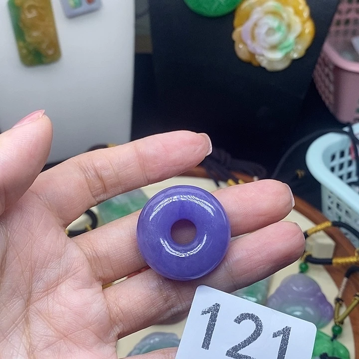 吊坠(赠链)未镶嵌翡翠