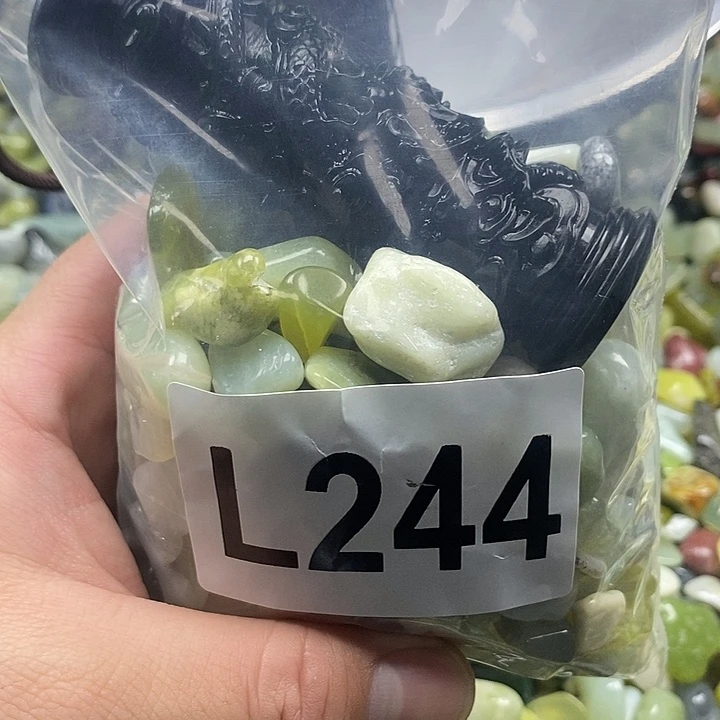 岫玉鱼缸石未镶嵌