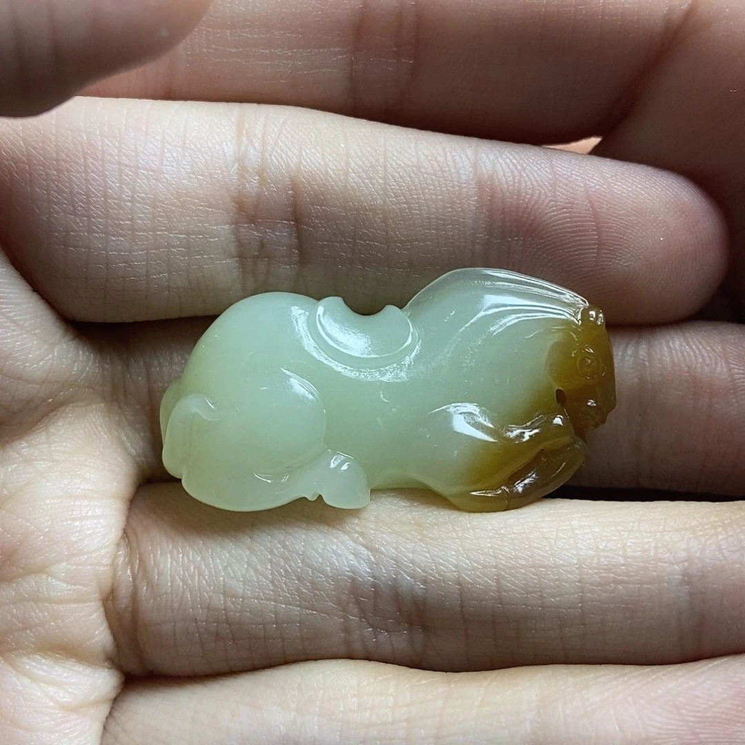 和田玉（糖玉）颈饰未镶嵌