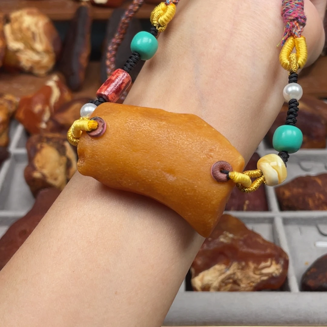 未镶嵌蜜蜡珠宝奇石