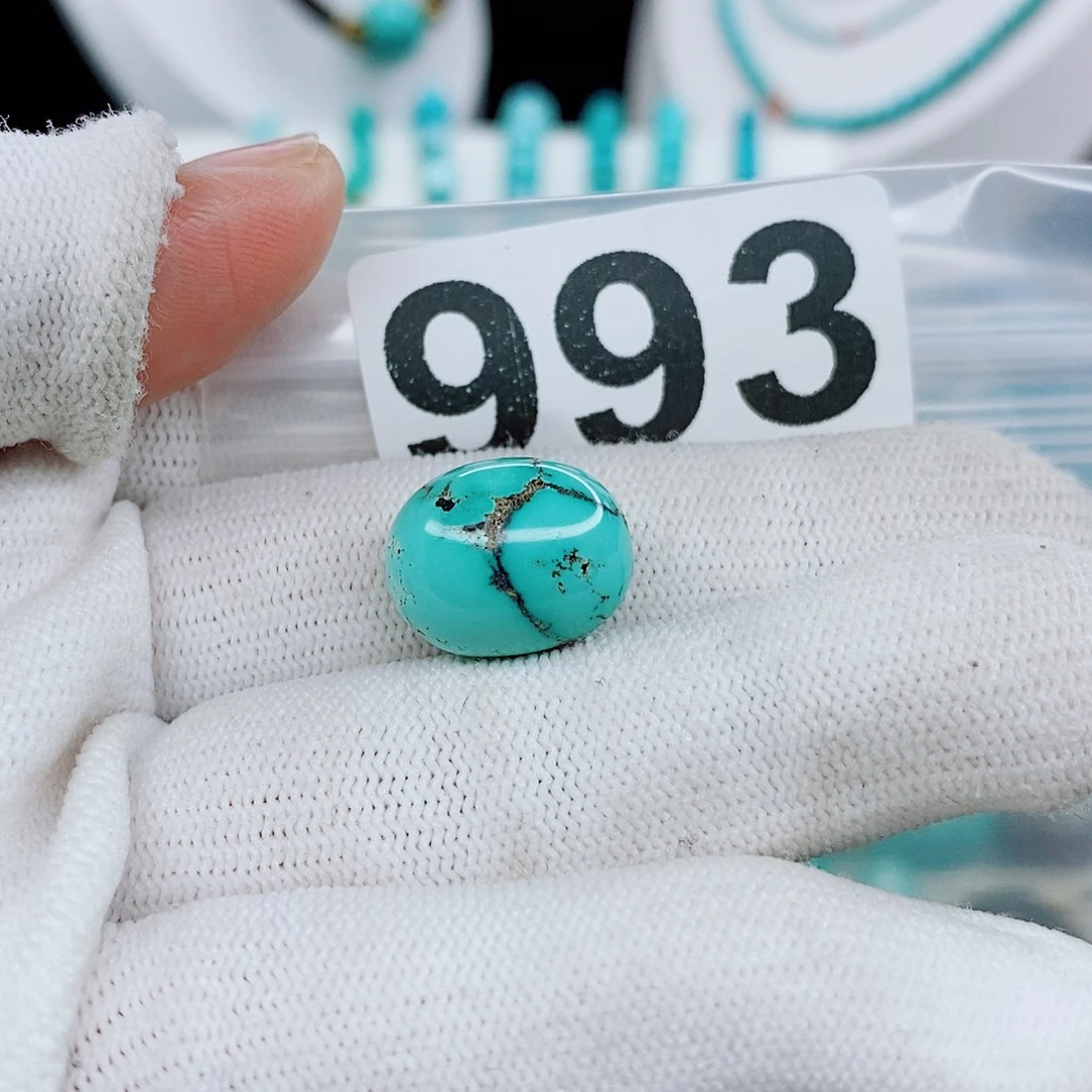 绿松石未镶嵌颈饰