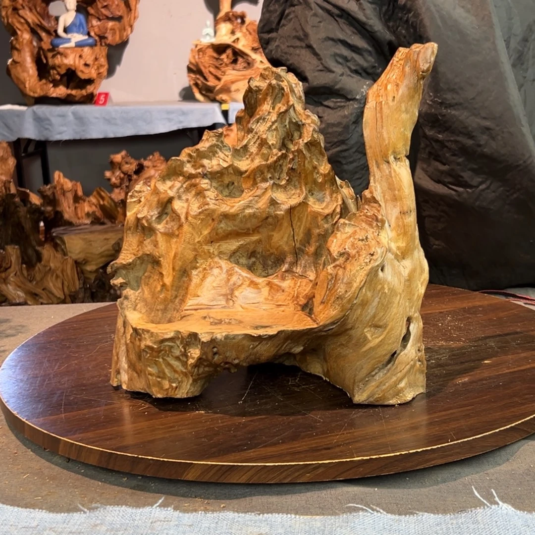 小***哥香杉木834aaaaaaaaaa