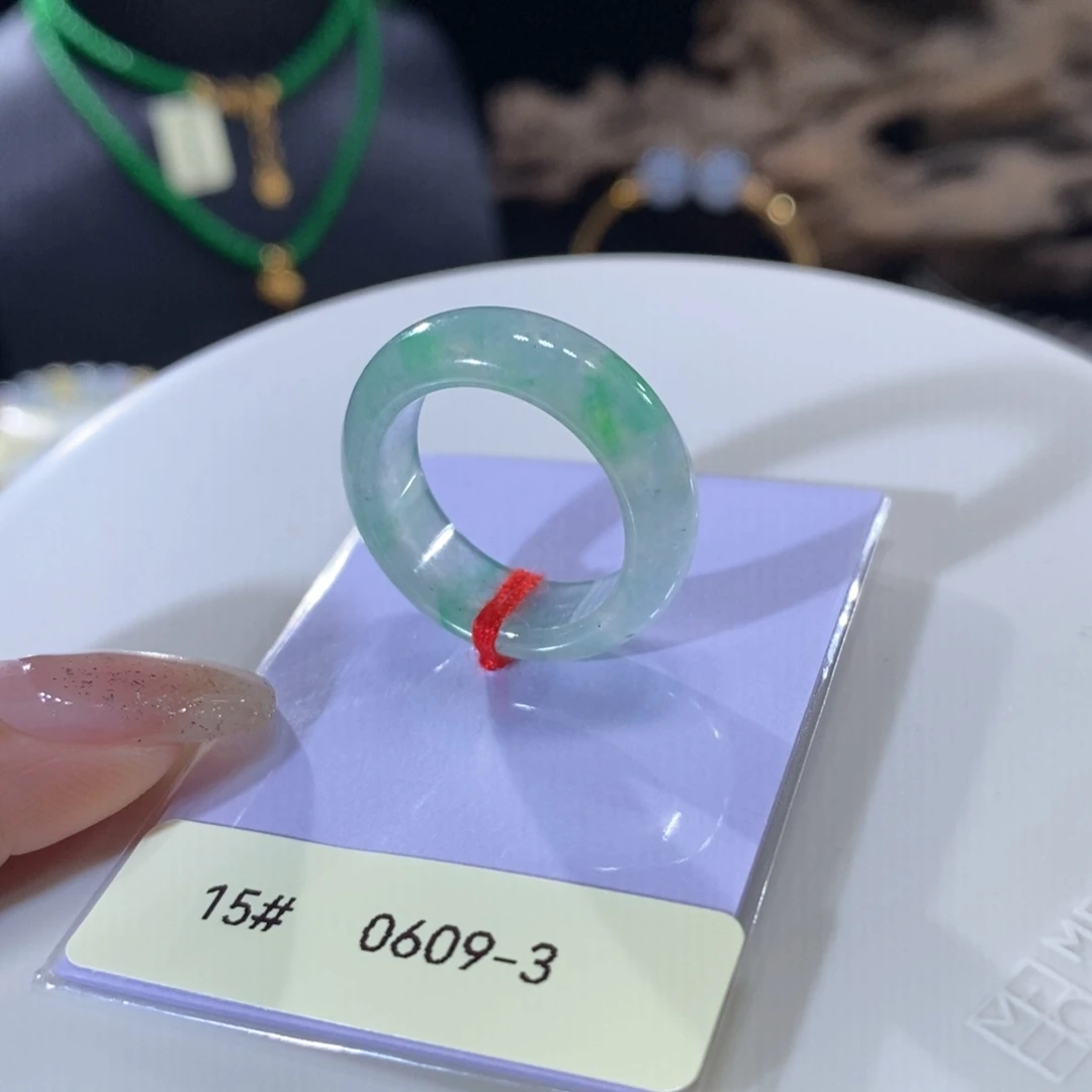 翡翠未镶嵌颈饰翡翠冰飘绿花戒圈