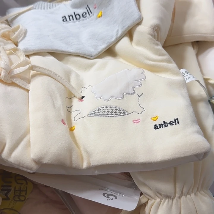 59尺码宽面皮扣大衣的