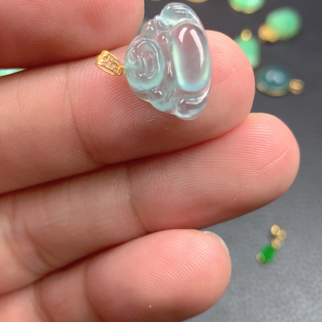 【闪购商品】颈饰18K金镶嵌翡翠翡翠