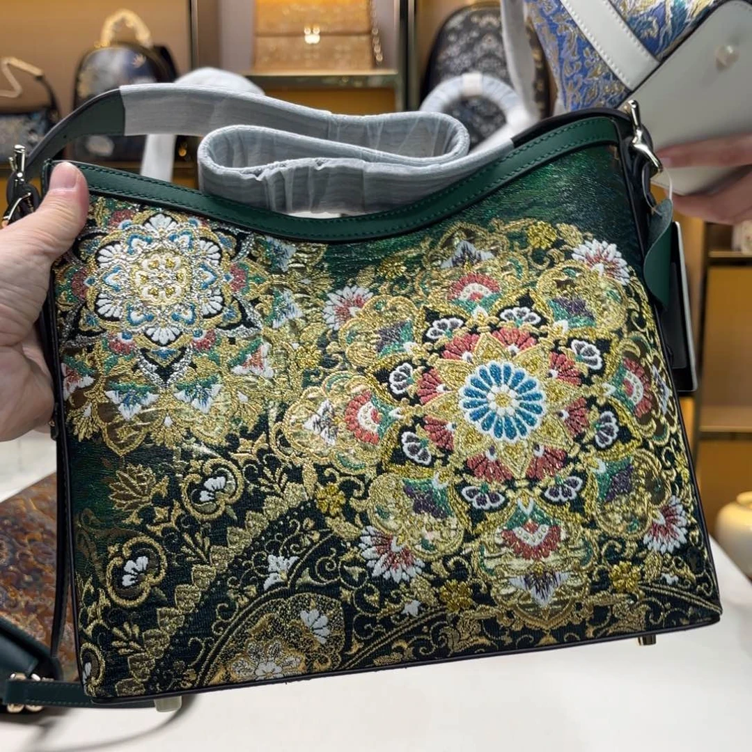 织绣高定浮力大漏