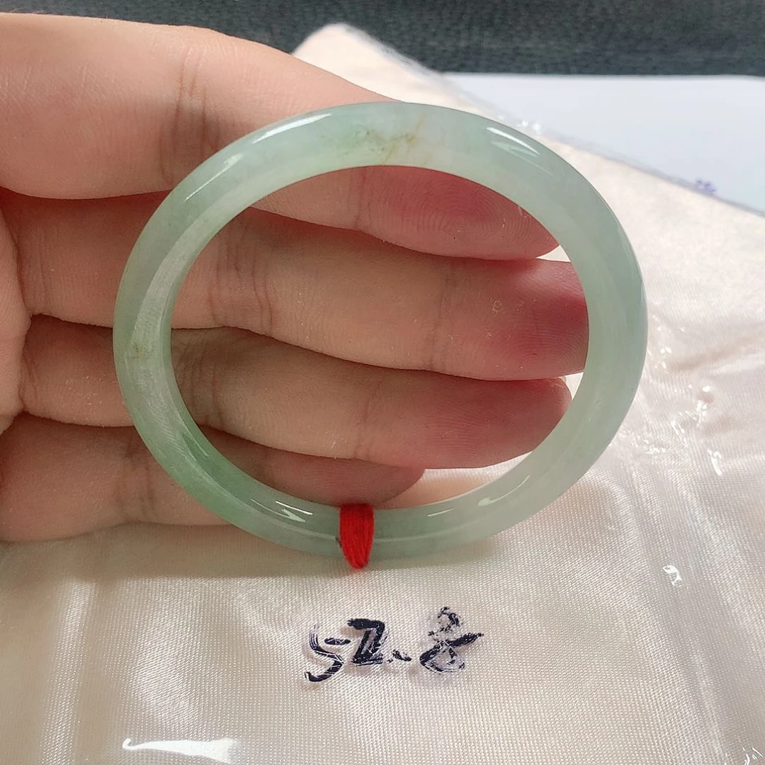 未镶嵌手镯（圆镯）翡翠347号