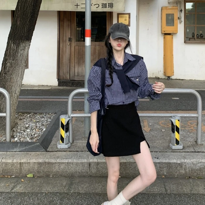 2025秋季新款法式气质风设计高级百搭格子单排扣POLO领长袖衬衫女